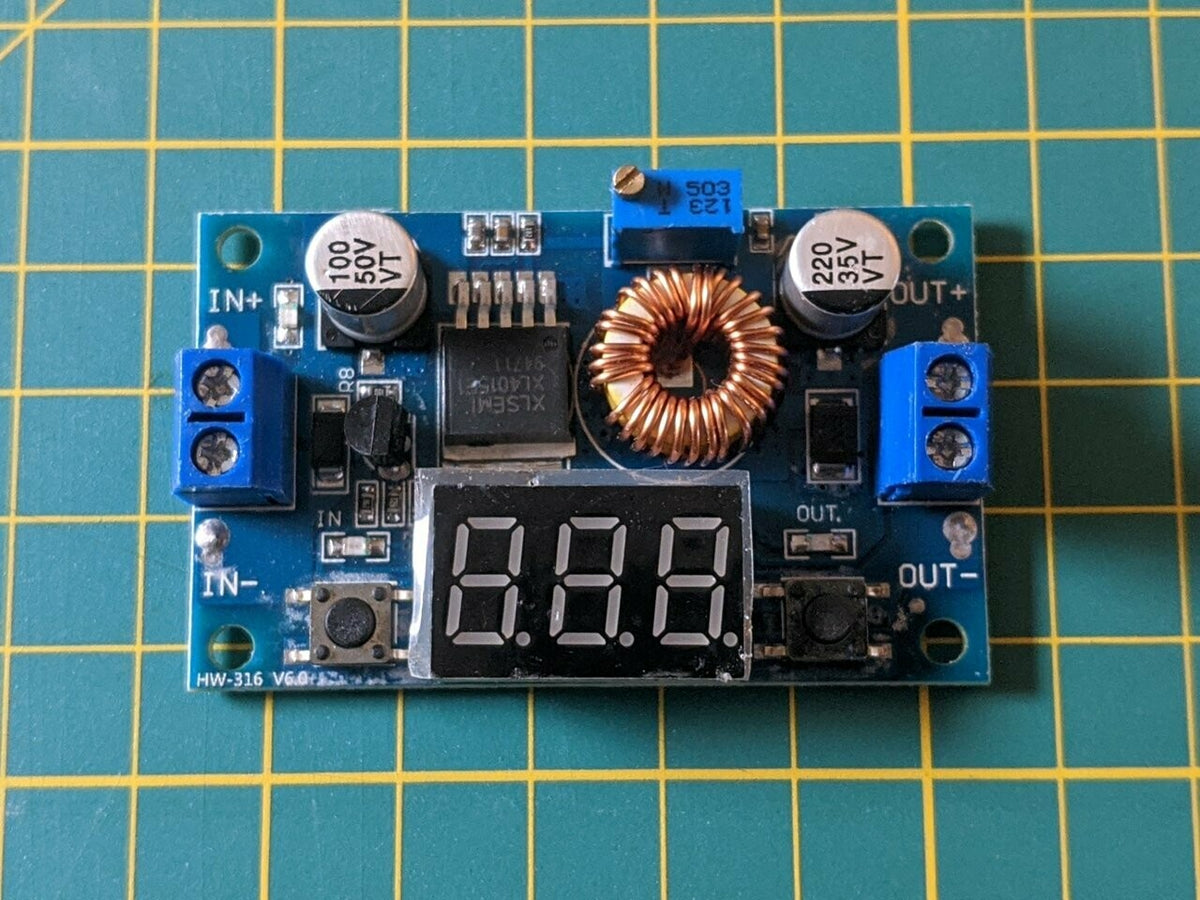 Adjustable DC-DC Voltage Regulator / LED Driver