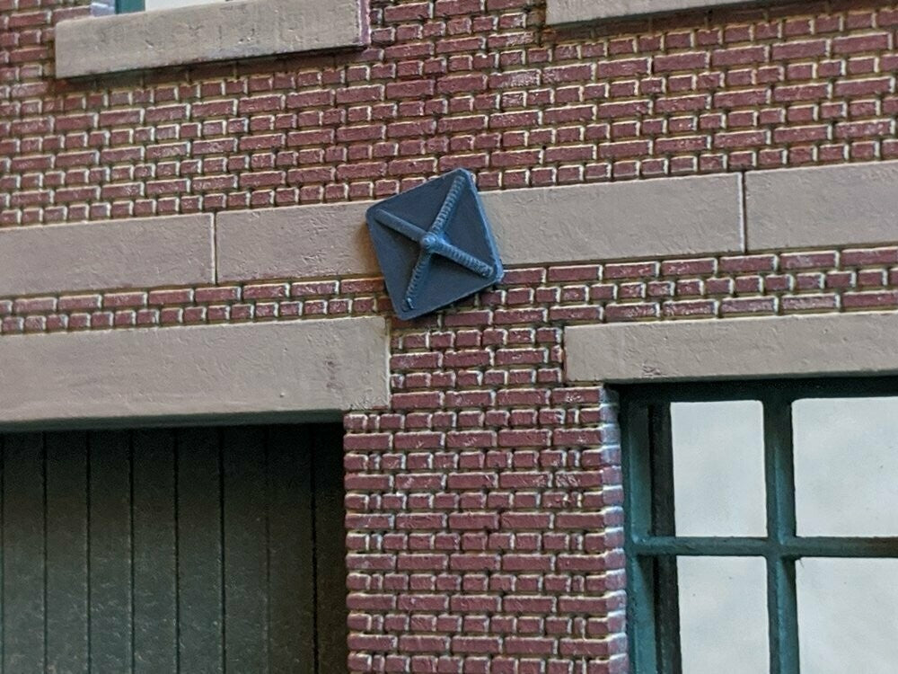 Wall Patresses 18" - Set of 3