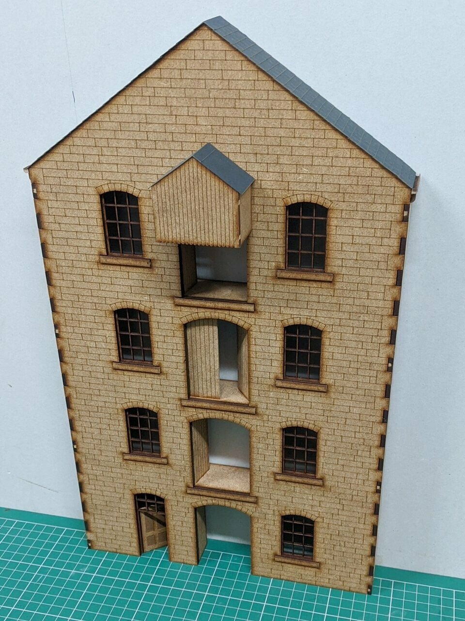 7mm Canal Warehouse End 1