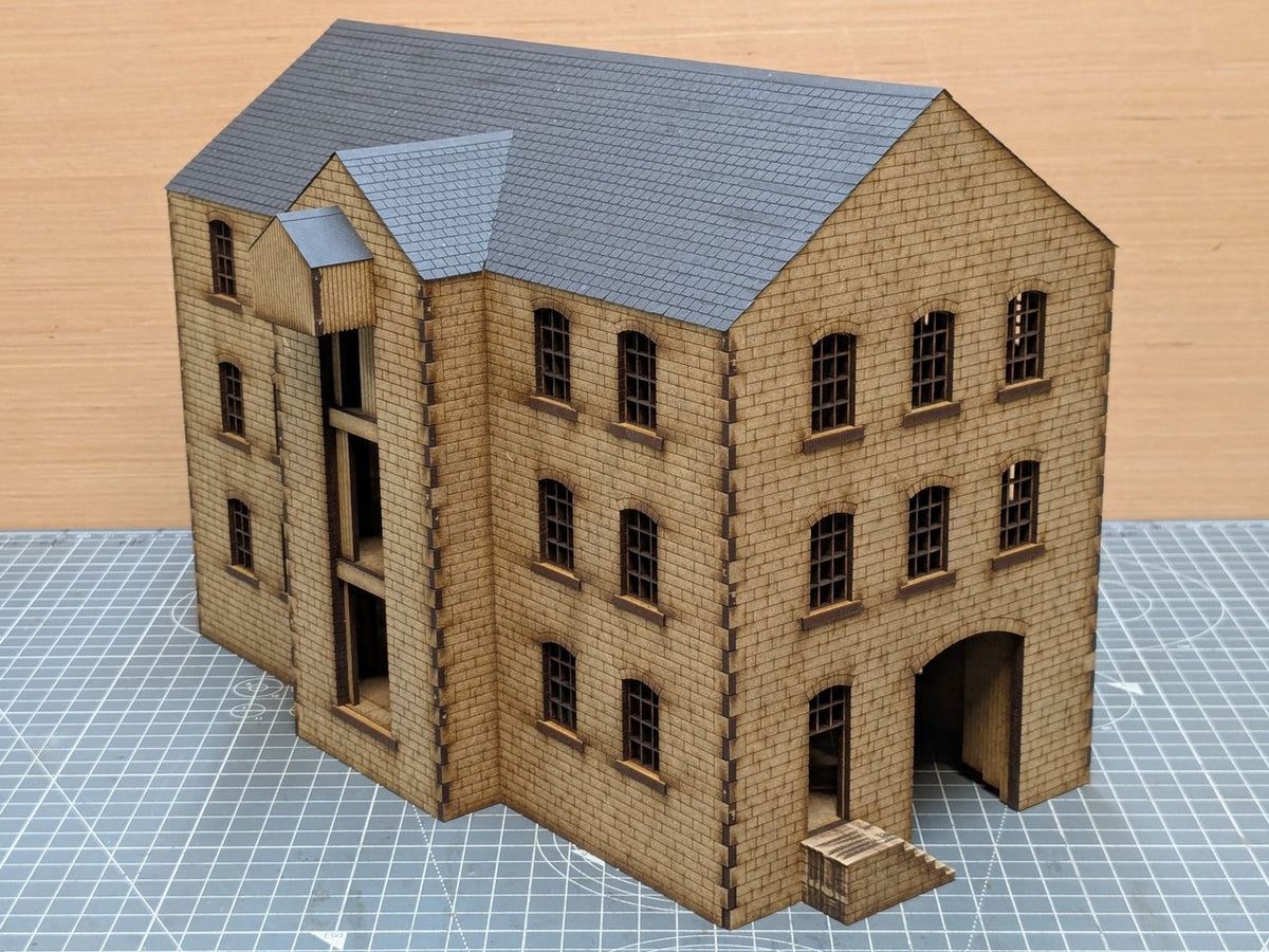 Rail-Served Warehouse (Brick)