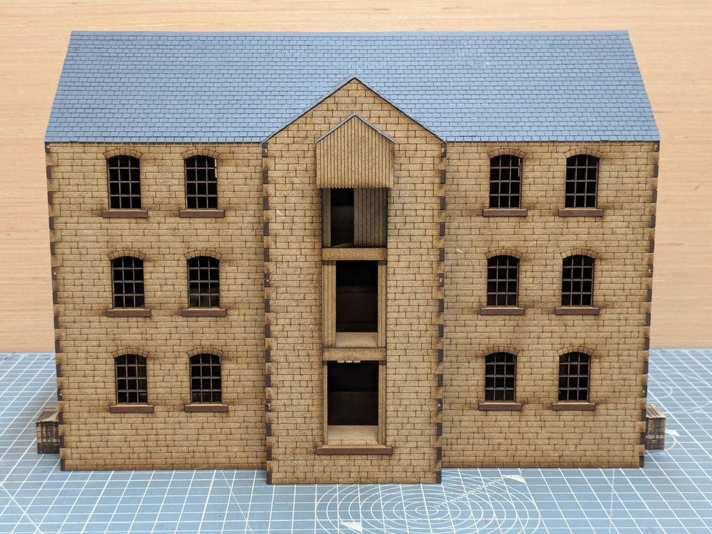 Rail-Served Warehouse (Brick)