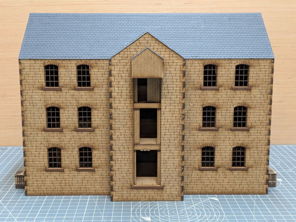 Rail-Served Warehouse (Brick)