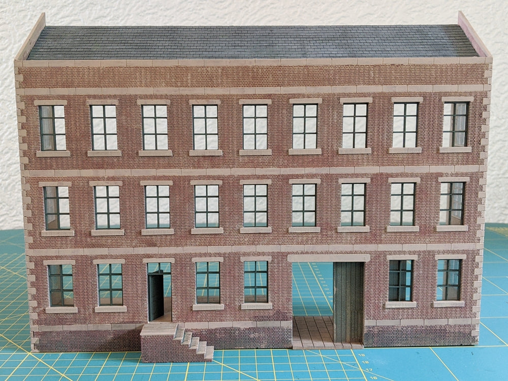 Medium Low-Relief Warehouse - Brick
