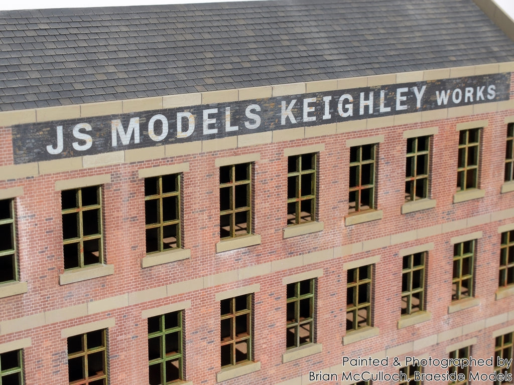 Medium Low-Relief Factory Back - Brick