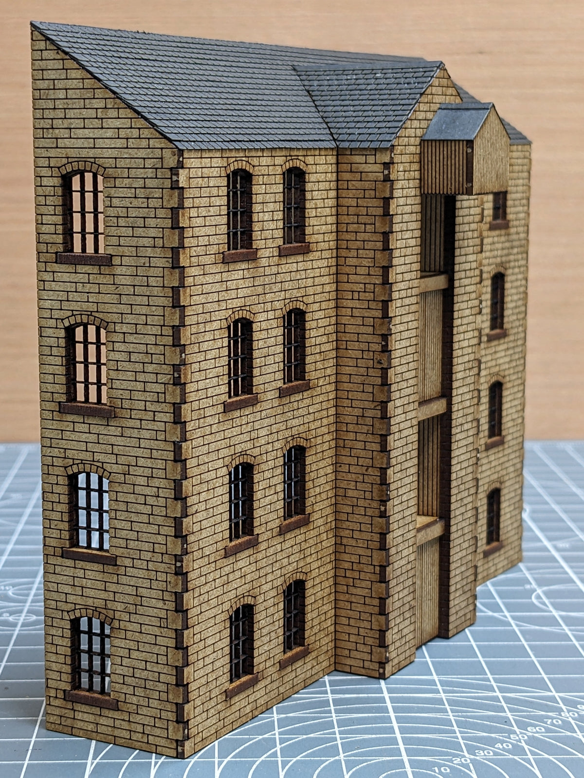 2mm Scale Canal Warehouse Front
